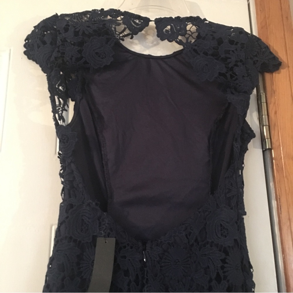 SALE!! 2X Host pick 🎉NWT Lulu’s Romance language backless lace dress - Picture 15 of 16